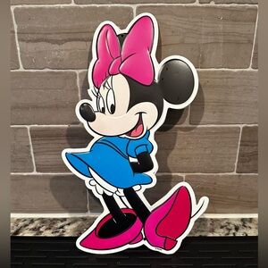 💗 Minnie Mouse Tin Wall Hanging by Disney 11.5” x 7.5”